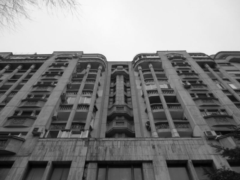 3-Hour Guided Tour of Communist Bucharest - Starting Point and Tour Duration