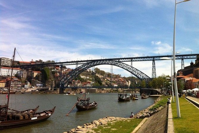 3-Hour Guided Walking Tour of Porto - Starting at the Imposing Porto Cathedral