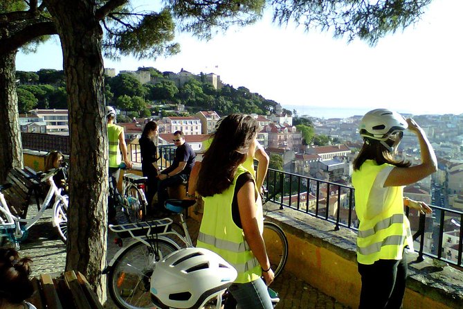 3-Hour Lisbon 7 Hills Electric Bike Tour - Practical Details: Meeting Point, Group Size, and Safety