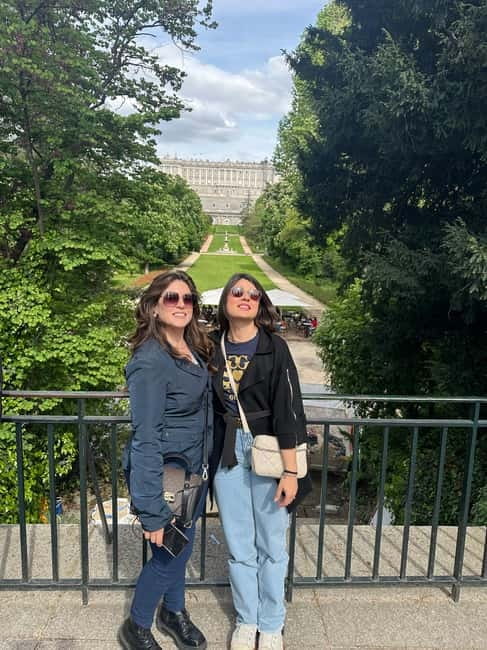 3 Hour Madrid High Light Tour - Explore Madrid in Comfort and Style on a 3-Hour Eco Tuk-Tuk Tour