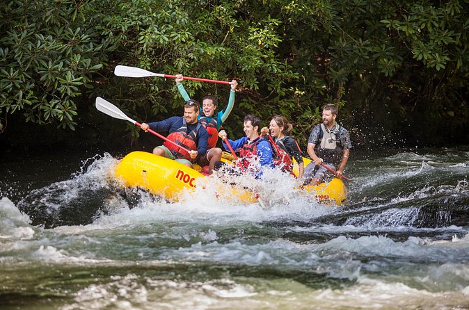 3-Hour Nantahala River Fully Guided Rafting Experience - The Role of the Riverside Restaurants