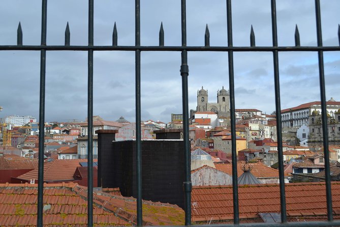 3-Hour Porto Jewish Heritage Walking Tour with Local Guide - The Experience: Cultural and Historical Highlights