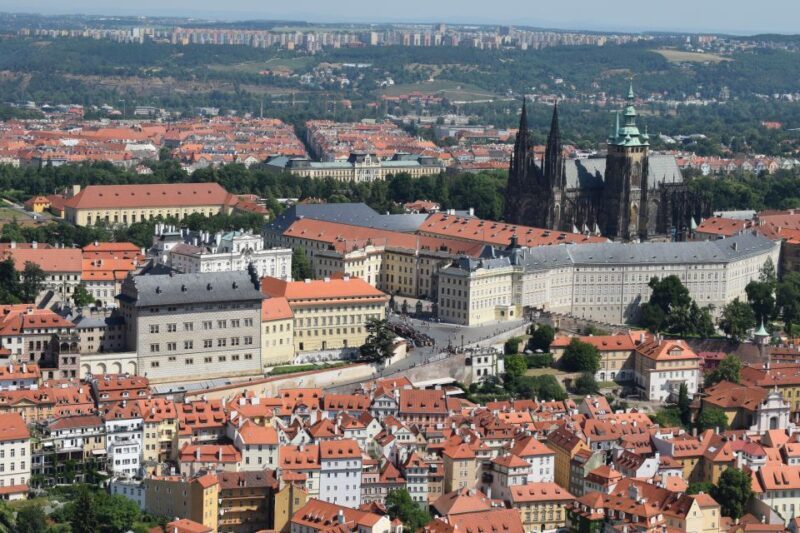 3-Hour Prague Castle & Interiors Tour - Prague Castle & Interiors Tour: An Insightful 3-Hour Journey