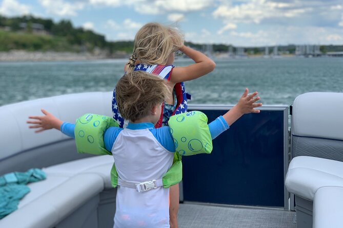 3 Hour Private Boat Charter on Lake Austin for up to 12 People - Explore Mount Bonnell’s Panoramic Views