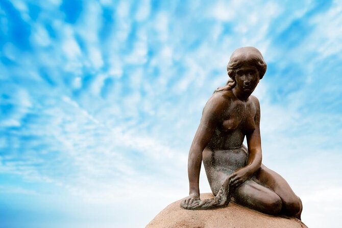 3-Hour Private City Walking Tour with a Canal Tour ticket - Explore Copenhagen with a Combined Walking and Canal Tour