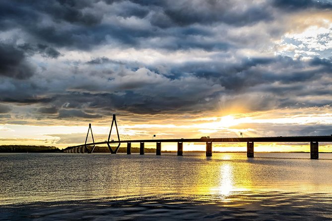 3-Hour Private City Walking Tour with a Canal Tour ticket - Exploring Christianshavns Beboerhus and Christiania