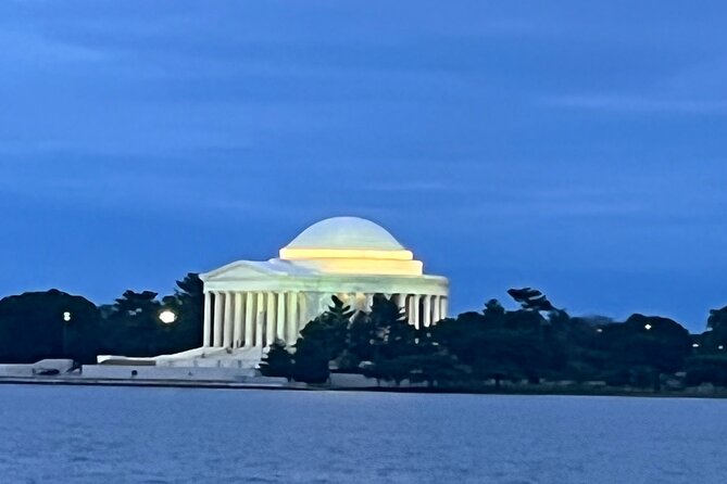 3- Hour Private Customizable Moonlight Washington DC Tour - Explore Washington DCs Nighttime Beauty with a Private 3-Hour Tour