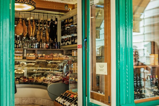 3-Hour Private Guided Walking Tour of Lisbon - Authentic Ginjinha Experience at A Ginjinha