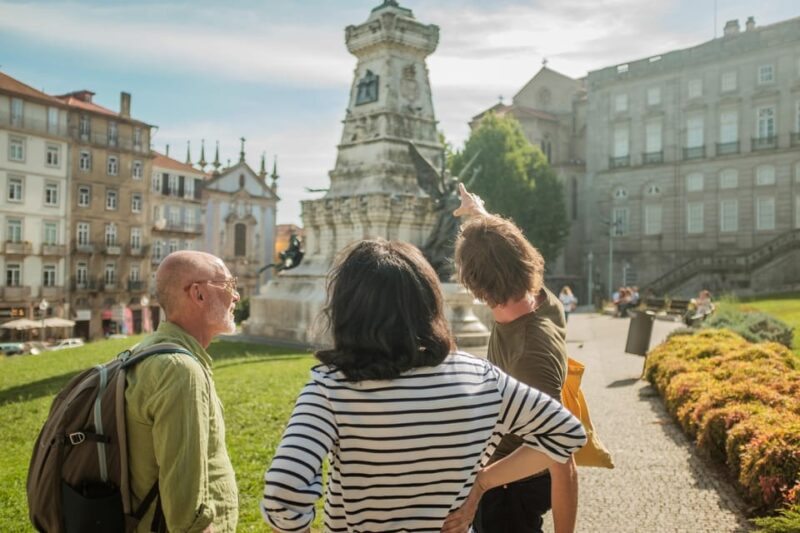 3-hour private guided walking tour of the BEST of Porto - The Guide’s Approach and Personalization