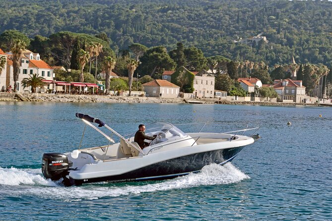 3-Hour Private Sailing and Snorkeling Adventure from Fira - Practical Tips for Booking and Participation