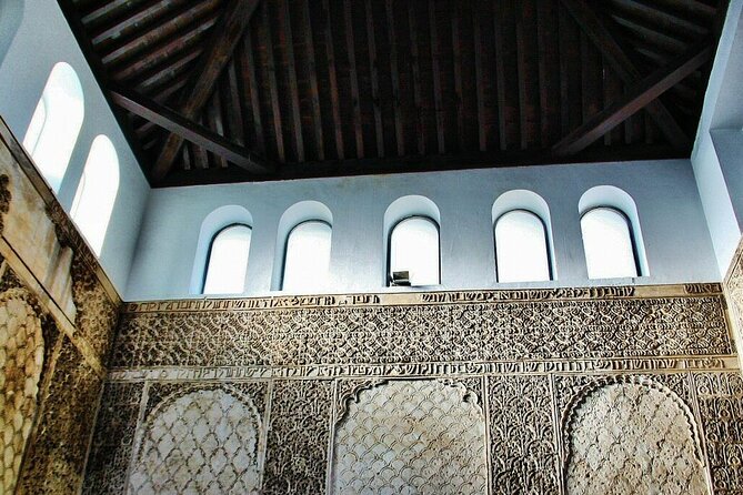 3-Hour Private Tour of Cordoba Tickets included Week Days - Wandering Through La Judería’s Narrow Streets