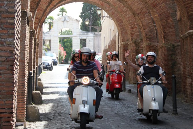 3-Hour Rome Small-Group Sightseeing Tour by Vespa - Key Points