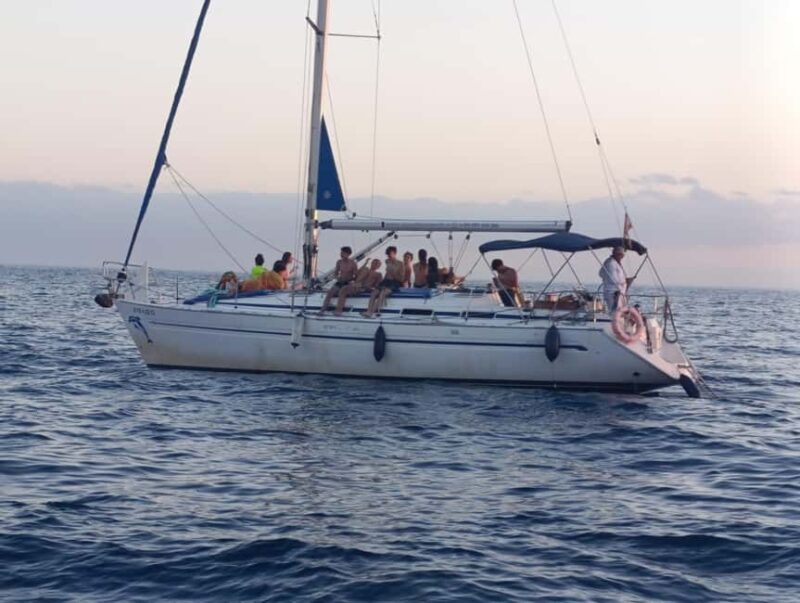 3-hour sailing tour on a Bavaria 41 sailboat from Puerto Colon to Adeje - Snorkeling, Paddleboarding, and Jet Skiing at Sea