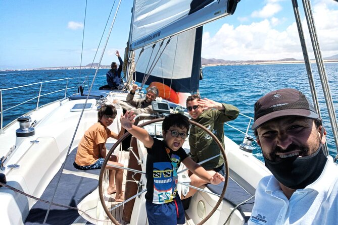 3-Hour Small-Group Sailing Tour around the Lobos Island - Key Points