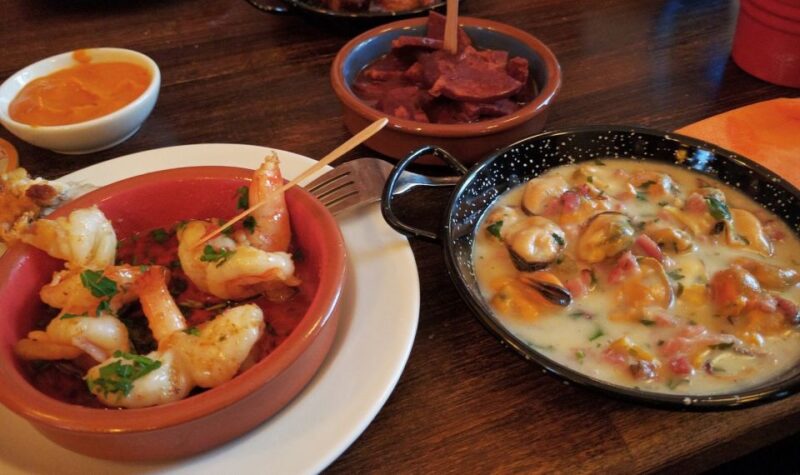3-Hour Tapas Tour in Triana, Sevilla's Vibrant Neighborhood - The Route: From Triana’s Bridges to Its Hidden Corners