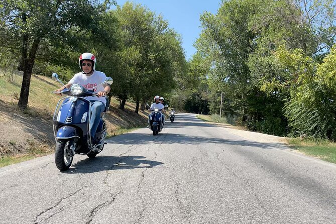 3 Hour Vespa Tour - The Charming Castles of Arcevia - Riding to Castello di Palazzo in the Mount Caudino Woods