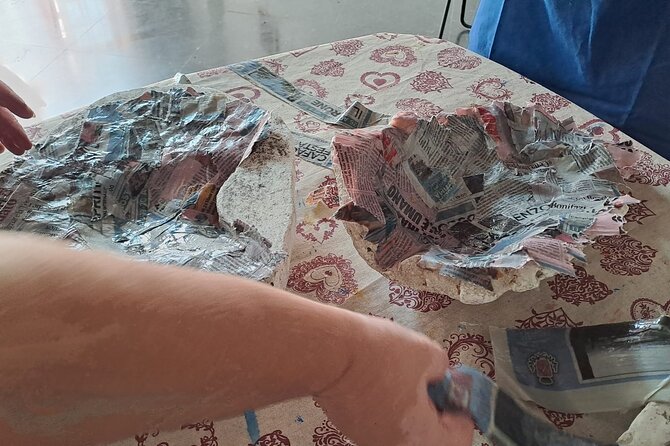 3 Hours Art Creation: Papier-mâché in the Studio in Pietrasanta - Key Points
