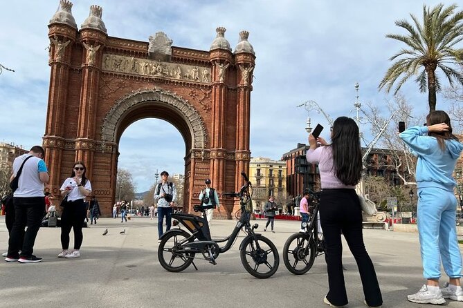 3 Hours Barcelona Guided Gaudi E-Bike Tour - Key Points