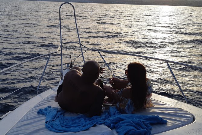 3 Hours Boat Tour along the Marbella Coast - Key Points