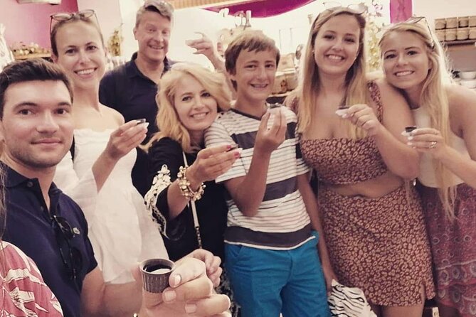 3 Hours Classic Food Tour in Faro - Highly Praised Guides and Memorable Experiences