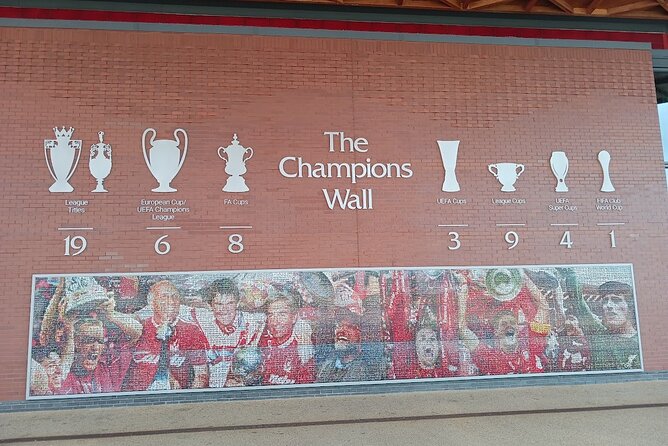 3 Hours Football Stadiums E-Bike Tour in United Kingdom - Logistics, Pacing, and Physical Demands