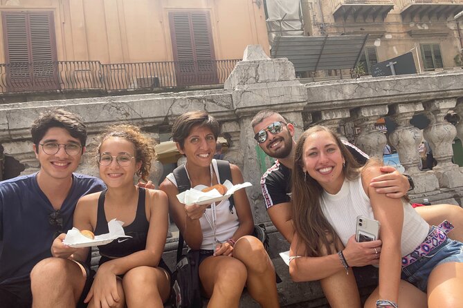 3-hours Guided Tour with tasting in Palermo - Key Points