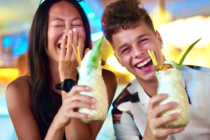 3 Hours Malaga Tapas Crawl Tour by Food Lover Tour - Meet the Guides: Knowledgeable and Engaging