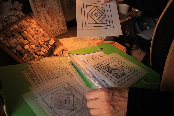 3 Hours Mosaic Workshop in Trastevere - How Nadia Guides You Through the Mosaic-Making Process