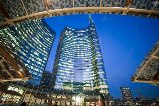 3 Hours of Wonders in Milan (3km Friendly & Easy Walk) - Explore Milan in Just 3 Hours with a Friendly Guide