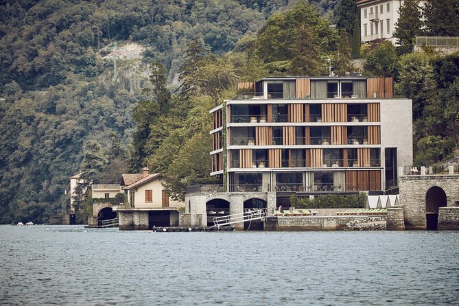 3 Hours Private Boat Tour in Subacco Lake Como - Practicalities and Group Size Limitations