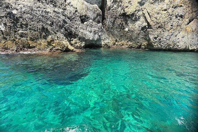 3 Hours Private Boat Tour of the Island of Ortigia with Aperitif - Scenic Stops at Plemmirio Nature Reserve and Gulf of Pillirina