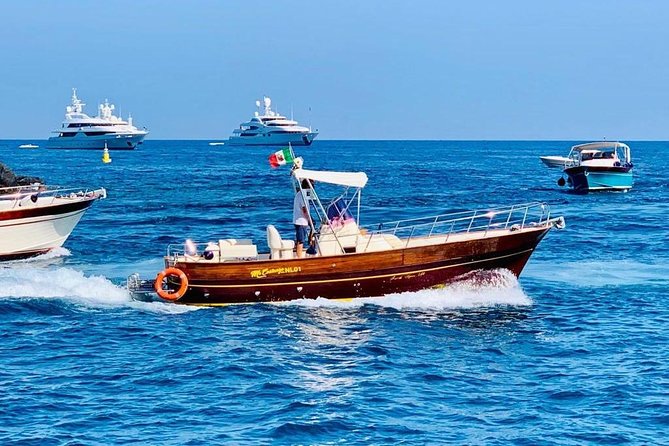 3 hours Private Capri Boat Tour - Convenient Meeting Point and Easy Access
