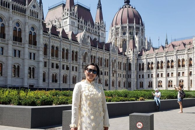 3 Hours Private Guided Tour In Budapest - Visit the Architectural Masterpiece: St. Stephens Basilica