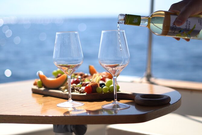 3 Hours Private Wine and Sunset Tour - Logistics: Meeting Points and Accessibility