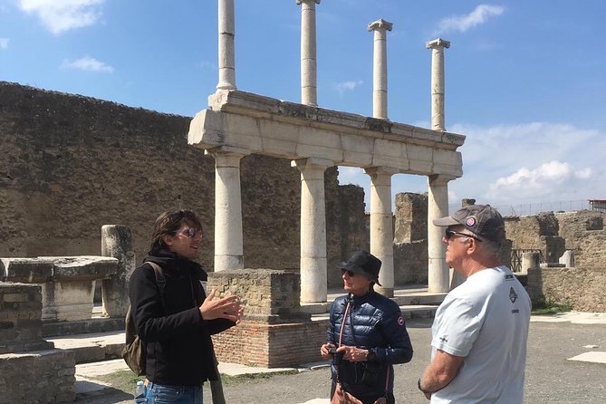 3 Hours Walking Tour in Pompeii with an Archaeologist - The Vesuvius Eruption Explained in Detail