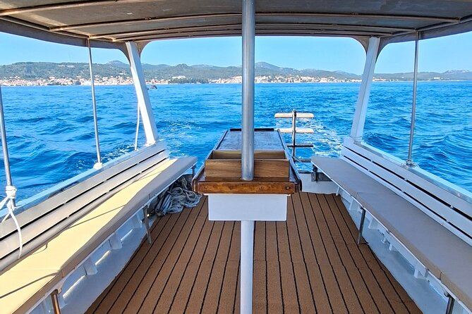 3 Island Tour Swim and Snorkel with Drinks on Traditional Boat - Docking Fees and Additional Costs