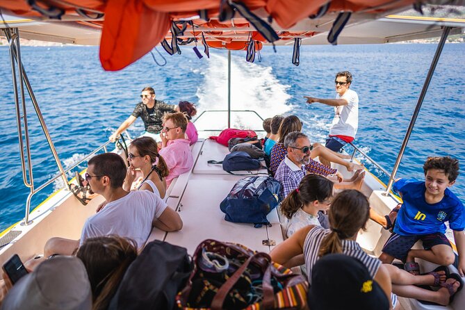 3 Islands Tour - HopOnHopOff - Daily Ticket - Vrnik Island: Quarries, Old Village, and Beaches