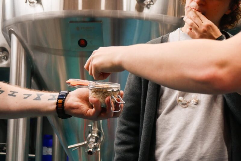3 Locks Brewing Company: Guided tasting and brewery tour - The Experience According to Reviews