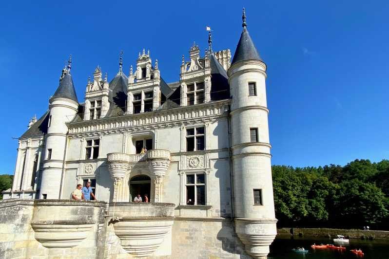 3 Loire Castles Live Guided Small group by minivan Winery - Discover the Charm of the Loire Valley on a Small-Group Guided Tour
