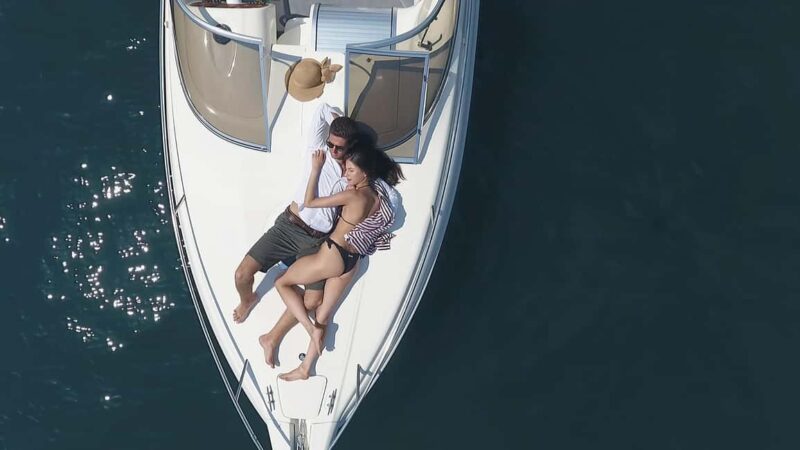 3 or 4 hours Private BoatTour with Prosecco - Experiencing Waterfalls and Small Villages from the Water