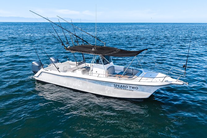 30 ft cat AM Lux Inshore Fishing La Cruz & Punta Mita - The Benefits of a Private Inshore Fishing Trip