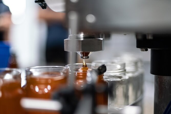 30-Minute Guided Honey Tasting Activity in Melini - Suitable for All Ages and Family-Friendly