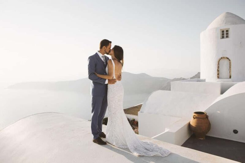 30 Photoshoot in Oia! 30 edited photos! Effortless & Fun! - The Photoshoot Starts in Oia’s Heart