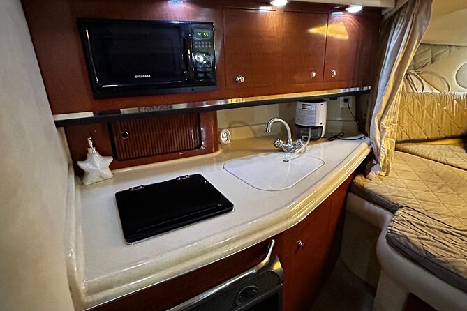 31-foot Miami Private Boat Rental for 12 People - Onboard Comforts and Entertainment on the Water