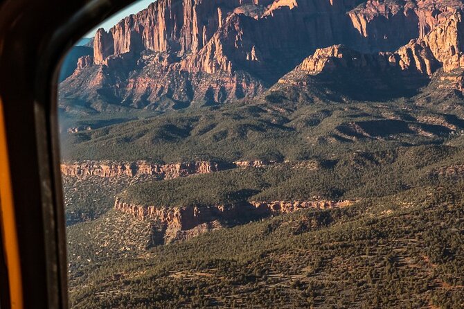 35 Mile - Zion National Park Panoramic Helicopter Flight - Practicalities: Booking, Group Size, and Weight Limits