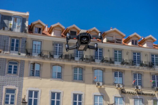 3h Lisbon and its flavors Tuk Tuk Tour - Key Points