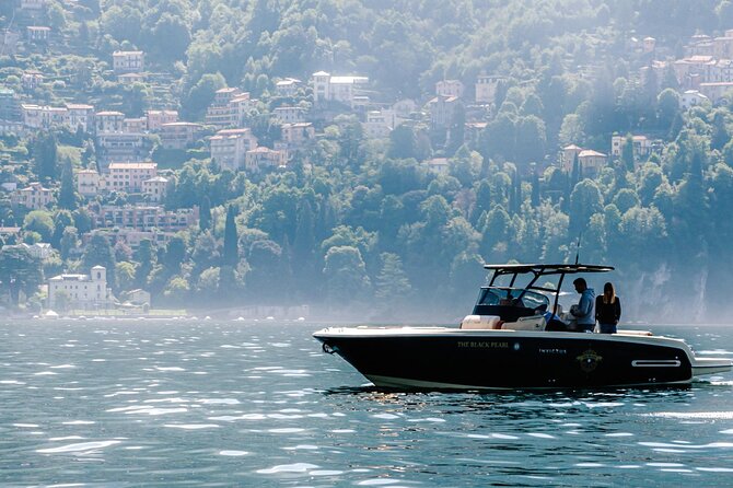 3H Private Cruise Lake Como Tender yacht Invictus 6 pax - Iconic Villas and Famous Hollywood Residences