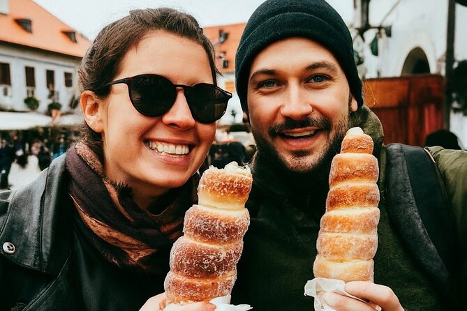 3h Royal Castle Tour: Interior, Garden Pralines, Coffee & Dessert - Key Points