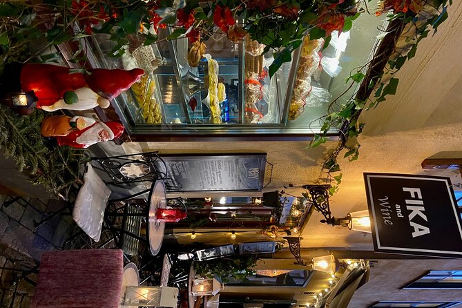 3h walking tour, small group max 10 people Stockholm - Visiting Stockholm’s Main Religious and Cultural Sites