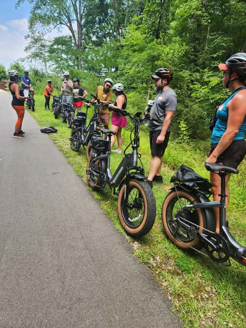3hr Guided E-Bike Tour: Tacos, Margaritas, History - Discovering Local History During the Ride
